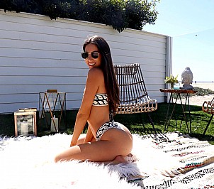Jen Selter gallery image 2 of 25