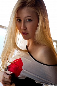 Samantha Rone gallery image 9 of 17
