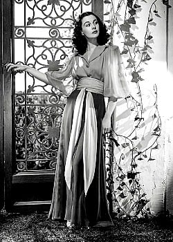Vivien Leigh image 1 of 2