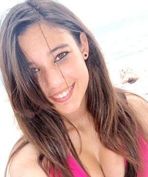 Angie Varona gallery image 13 of 30