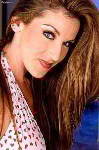 Kayla Paige gallery image 1 of 18