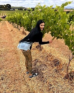 Renee Gracie gallery image 11 of 11