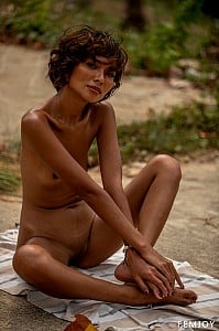 Rose (Putri Cinta friend) gallery image 13 of 15
