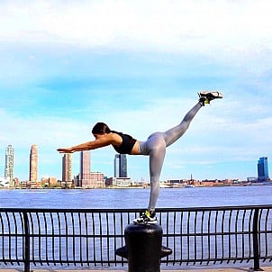 Jen Selter gallery image 22 of 25