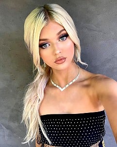 Loren Gray gallery image 2 of 15