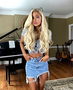 Katerina Rozmajzl gallery image 3 of 15