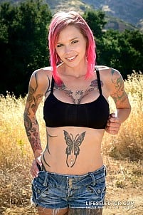 Anna Bell Peaks gallery image 13 of 14