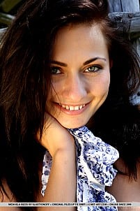 Michaela Isizzu gallery image 8 of 18