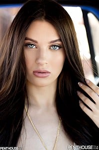 Lana Rhoades gallery image 4 of 16