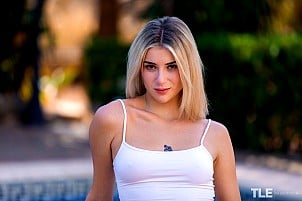 Angelique Lapiedra gallery image 1 of 16