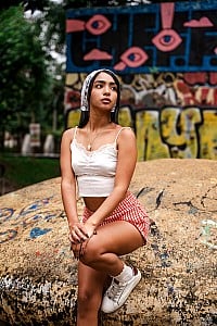 Why Effy gallery image 2 of 20