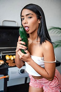Why Effy gallery image 5 of 20