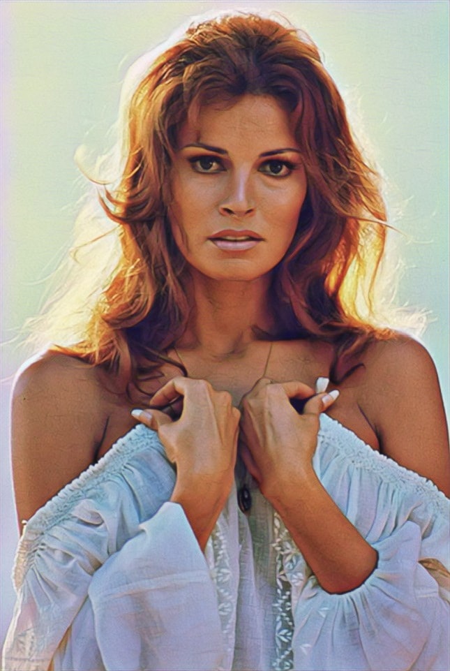 Raquel Welch gallery image 11 of 26