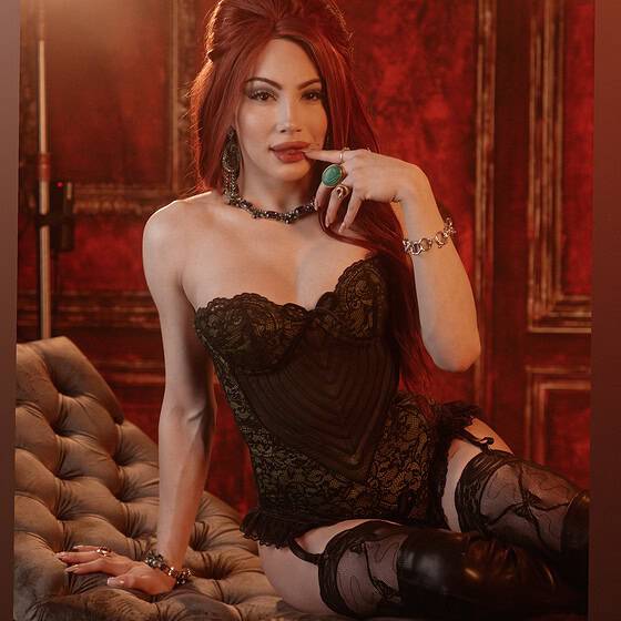 Ariel Demure