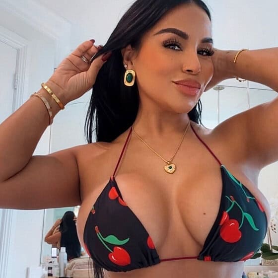 Dolly Castro 💎❤️✨