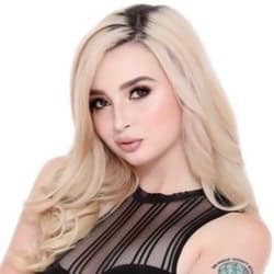 Lexi Lore ๐