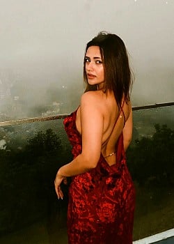 Aahna Sharma image 3 of 4