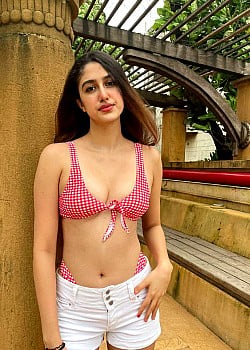Aaliya Ebrahim image 3 of 4