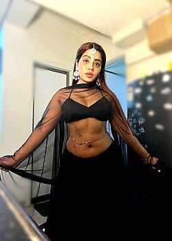 Aasma Syed image 4 of 4