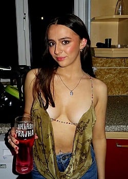 Abbie Sanlon image 2 of 4