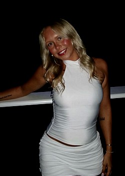 Abigail Snyder image 2 of 3