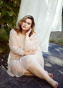 Abriana Soll image 2 of 4
