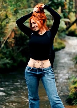 Acutieredhead image 1 of 1