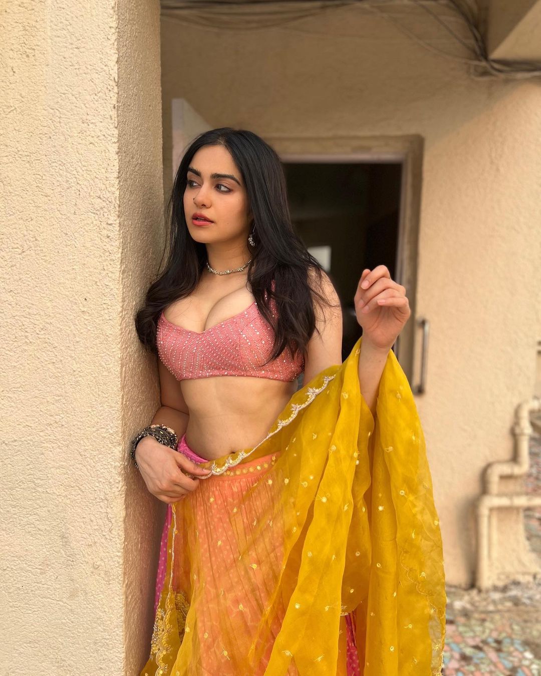 Adah Sharma - Free pics, galleries & more at Babepedia