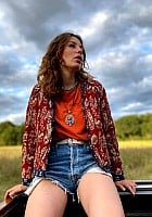 Ade (singer) profile photo