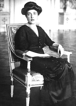 Adele Bloch-Bauer image 1 of 1