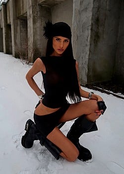 Adelka DD image 3 of 4