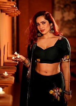 Aditi Mistry image 3 of 4