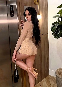 Adriana Alejandra image 3 of 4
