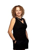 Adriana Nunes profile photo