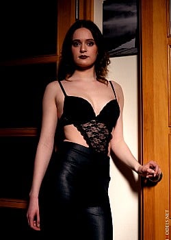 Adriana Zet image 2 of 3