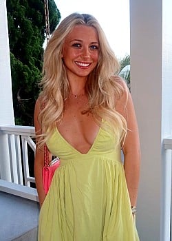 Adrianna Kinsey image 2 of 2