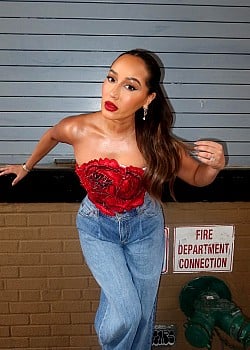 Adrienne Bailon image 3 of 4