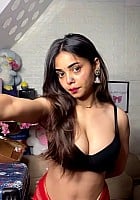 Afreen Khan profile photo