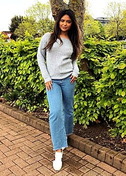 Afshan Azad image 2 of 2