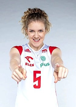 Agnieszka Korneluk image 2 of 3