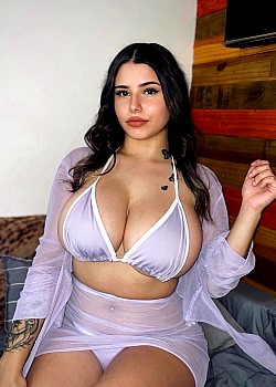 Agustina Abril Perez image 3 of 3
