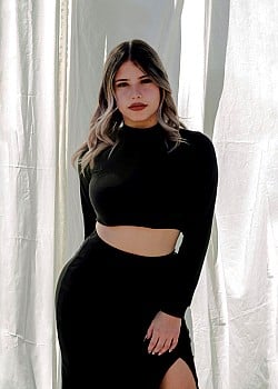 Agustina Abril Perez image 4 of 4