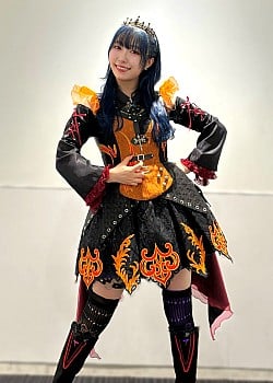 Aika Kobayashi image 2 of 2