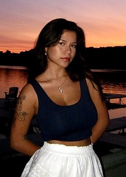 Ailyn Burbano image 2 of 3