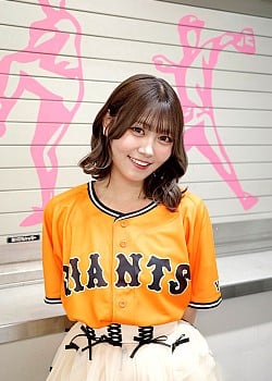 Aimi Ozawa image 1 of 2