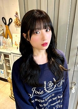 Airi Ochi image 2 of 4