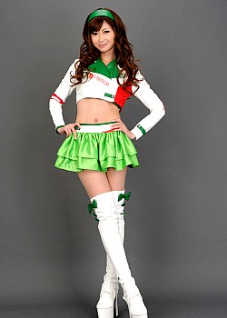 Airi Sasaki image 3 of 4