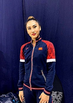Aisha Izabekova image 2 of 2