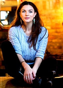 Aisling Bea image 2 of 2