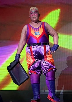 Aja Kong image 1 of 1